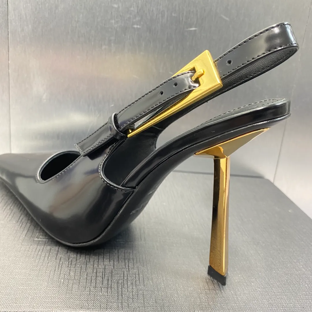👟👟Ex-factory price 660👟👟 𝐒𝐚𝐢𝐧𝐭 𝐋𝐚𝐮𝐫𝐞𝐧𝐭# Saint Laurent 23F/W small gold bar high heels continue the past high-end and elegant ysl small gold bar heels are really good-looking! Saint Laurent square pointed toe slingback high-heeled shoes. The small gold bar heels really fully highlight the neat and minimalist annual party party. 👟👟factory price. A must-have for arty. Flash sale. So eye-catching. Upper: Customized cow patent leather. Outsole: Genuine leather outsole. Size: 35-40 (40 customized items are not returnable)